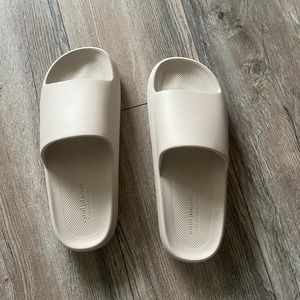 Cool Planet lounge slides